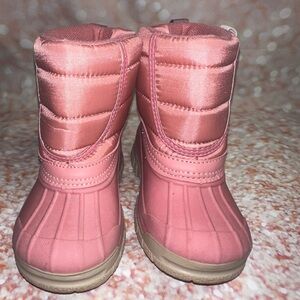 OshKosh B'gosh Pink Kids Snow Boots Toddler Size 7
